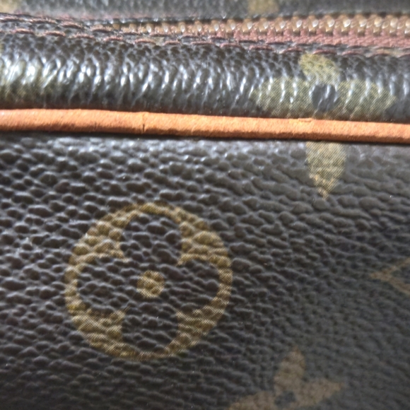 Louis Vuitton Brown Crossbody Bag - Picture 12 of 15